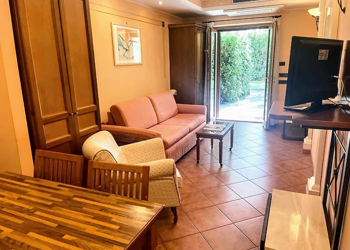 Golf View For Two Apartment *